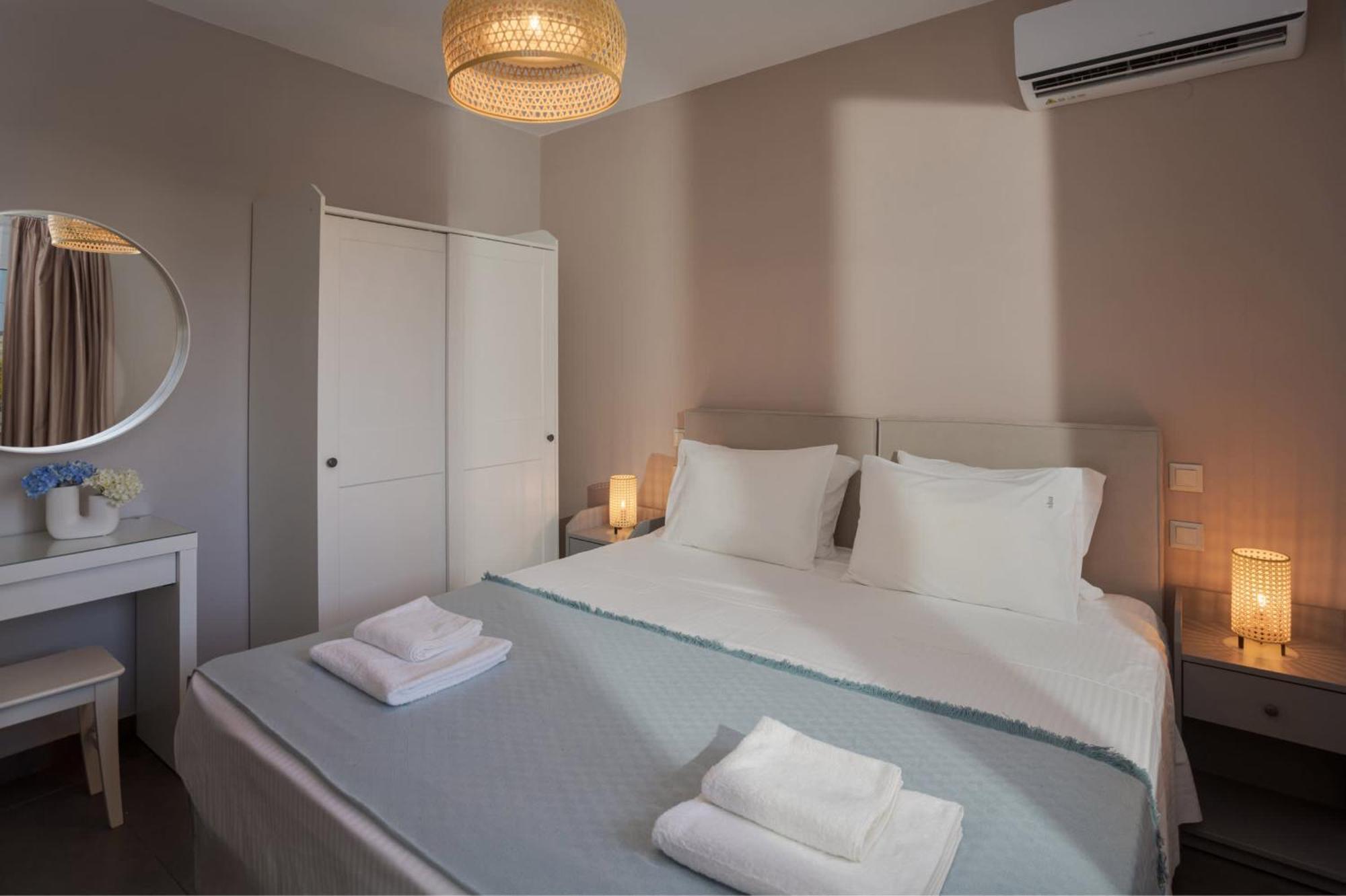 Cozy 1-bedroom Boutique With A Patio Appartement